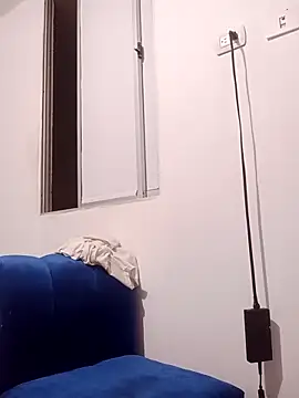 Snapshot of miguellccadena chatting on April 7, 2026, 3:40 am miguellccadena online show from April 7, 2026, 3:40 am