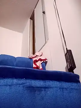 Snapshot of miguellccadena chatting on April 16, 2026, 4:57 am miguellccadena online show from April 16, 2026, 4:57 am