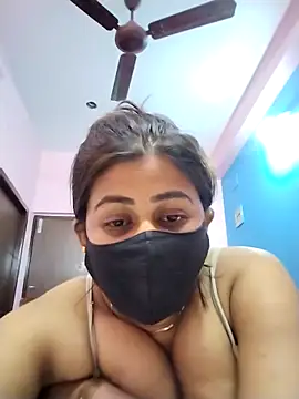 Snapshot of Rimi40464 chatting on April 12, 2026, 7:19 pm Rimi40464 online show from April 12, 2026, 7:19 pm