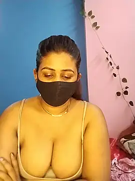 Snapshot of Rimi40464 chatting on May 15, 2026, 7:37 am Rimi40464 online show from May 15, 2026, 7:37 am