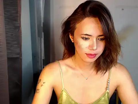  Flirtyprincess  online show from June 14, 2026, 11:40 pm