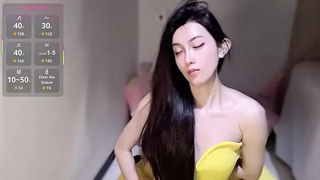 LILI7-LI online show from May 8, 2026, 12:05 am