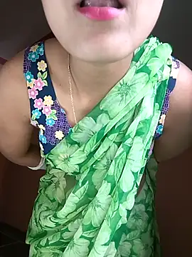 Curvy Sanaya online show from April 7, 2026, 10:15 am