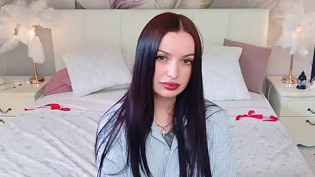 Dina Glow online show from June 12, 2026, 12:48 pm