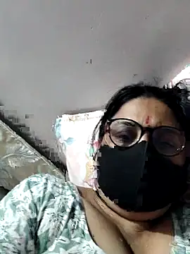 Snapshot of purvi46 chatting on June 1, 2026, 5:31 am purvi46 online show from June 1, 2026, 5:31 am