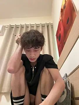 Snapshot of sexyboy-3525 chatting on May 11, 2026, 4:18 am sexyboy-3525 online show from May 11, 2026, 4:18 am