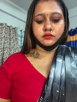 Sweet-Ellina online show from May 13, 2026, 6:00 am