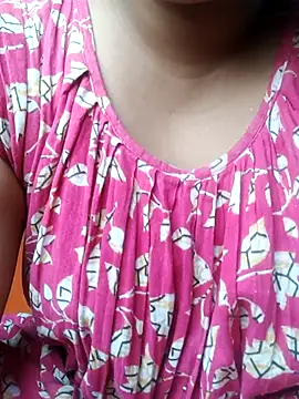 itz-liliroy online show from April 4, 2026, 12:53 am