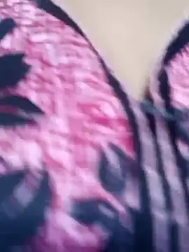 itz-liliroy online show from April 6, 2026, 2:09 am