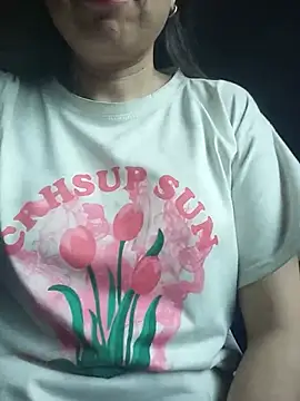 Snapshot of Vily-lonely chatting on July 2, 2026, 3:34 am Vily-lonely online show from July 2, 2026, 3:34 am