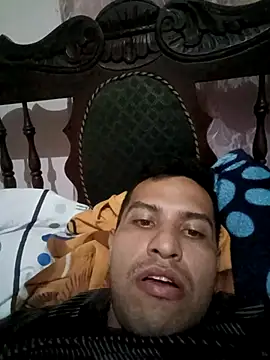 Julian411 online show from March 31, 2026, 9:15 pm