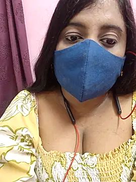Tami-sonia online show from April 12, 2026, 6:35 pm