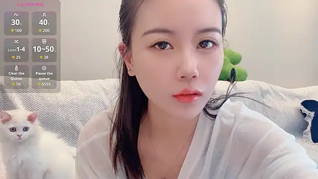 huxierbaby online show from May 9, 2026, 8:08 am