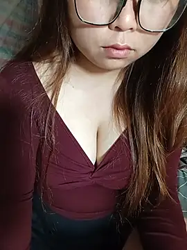 jas-cutle online show from May 23, 2026, 11:42 pm
