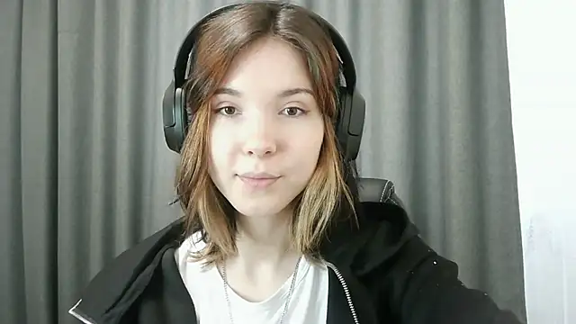 RubyBooby online show from April 19, 2026, 2:16 pm