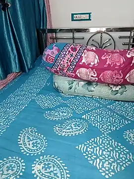 CamGirl Neha online show from June 15, 2026, 7:27 pm