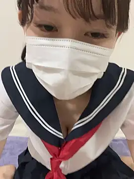 Snapshot of yuki2210 chatting on April 15, 2026, 10:11 am yuki2210 online show from April 15, 2026, 10:11 am