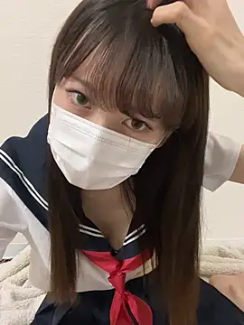 Snapshot of yuki2210 chatting on April 19, 2026, 11:42 am yuki2210 online show from April 19, 2026, 11:42 am