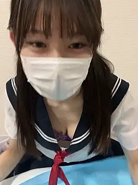 Snapshot of yuki2210 chatting on May 13, 2026, 10:34 am yuki2210 online show from May 13, 2026, 10:34 am