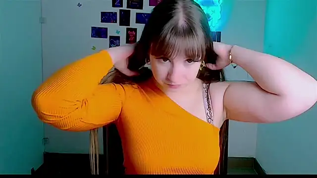 Tiffani Angel online show from May 5, 2026, 5:37 am