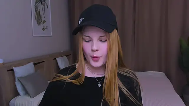 Snapshot of CaseySykes chatting on April 5, 2026, 10:51 pm CaseySykes online show from April 5, 2026, 10:51 pm