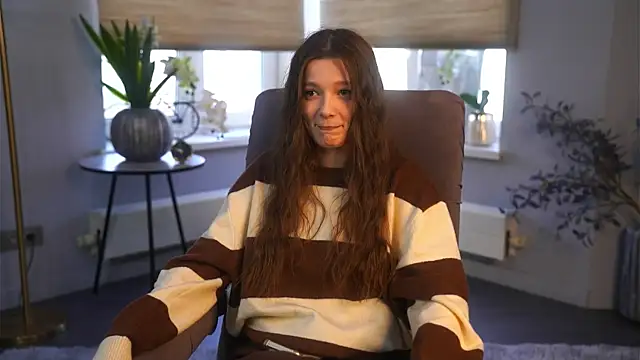 AnabelChicles online show from April 3, 2026, 12:47 pm