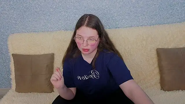 Snapshot of SofiDreamm chatting on March 31, 2026, 12:38 pm SofiDreamm online show from March 31, 2026, 12:38 pm