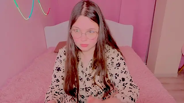 SofiDreamm online show from April 27, 2026, 8:51 pm