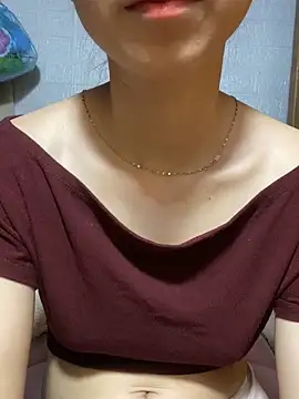 Snapshot of -Tini- chatting on April 5, 2026, 2:36 pm -Tini- online show from April 5, 2026, 2:36 pm