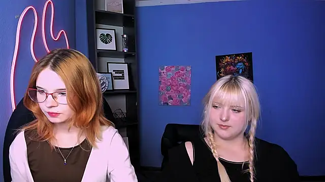 Snapshot of callmevivien chatting on April 15, 2026, 7:32 pm callmevivien online show from April 15, 2026, 7:32 pm