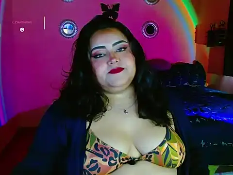 Snapshot of LunaAddittion chatting on July 9, 2026, 2:10 pm LunaAddittion online show from July 9, 2026, 2:10 pm
