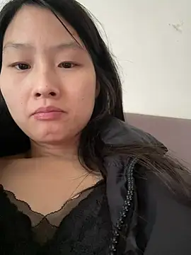Snapshot of Zbnmji chatting on May 2, 2026, 12:59 am Zbnmji online show from May 2, 2026, 12:59 am