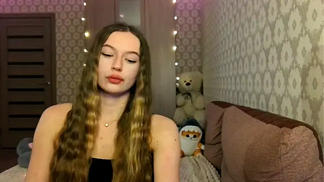 sexyamelia meow online show from May 5, 2026, 8:28 pm