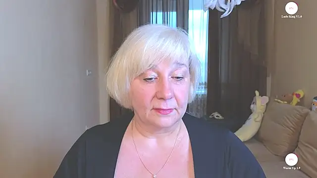 Snapshot of Milane_Milky chatting on May 11, 2026, 5:13 am Milane Milky online show from May 11, 2026, 5:13 am