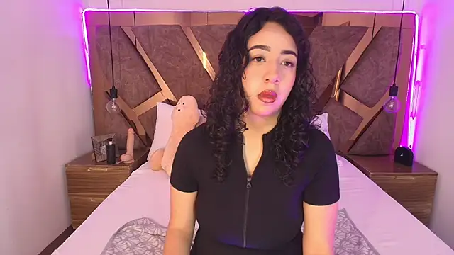 bella swwan  online show from June 30, 2026, 1:12 pm