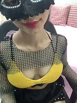 SUMITI  online show from April 3, 2026, 7:45 pm