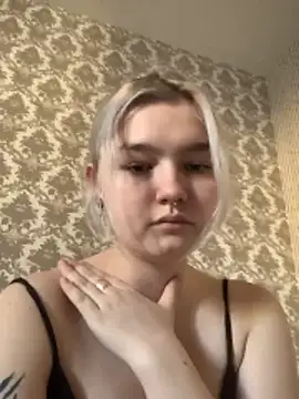 KimCarr online show from April 5, 2026, 1:41 pm