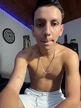 Snapshot of Liam_Fiire chatting on July 20, 2026, 11:07 pm Liam Fiire online show from July 20, 2026, 11:07 pm