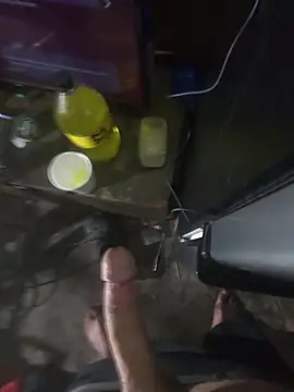 Rockstar842141 online show from April 13, 2026, 4:07 am