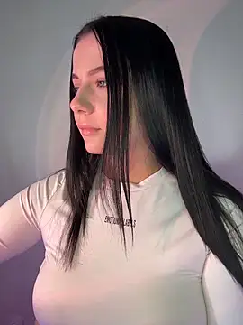 Snapshot of L0LA_XO chatting on April 12, 2026, 1:38 pm L0LA XO online show from April 12, 2026, 1:38 pm