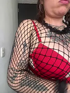 Snapshot of MartinaLorenss chatting on May 7, 2026, 2:22 pm MartinaLorenss online show from May 7, 2026, 2:22 pm