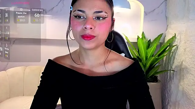 Snapshot of sofiaatp chatting on May 13, 2026, 7:33 pm sofiaatp online show from May 13, 2026, 7:33 pm