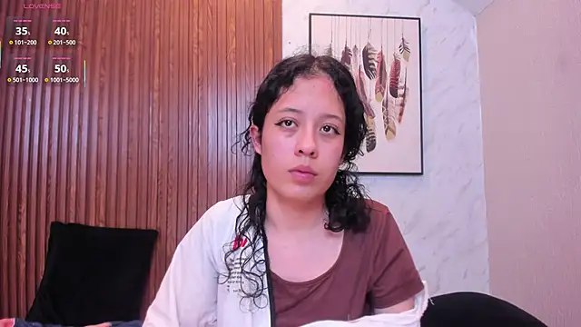 Snapshot of Kaira_luxury chatting on June 10, 2026, 3:39 am Kaira luxury online show from June 10, 2026, 3:39 am