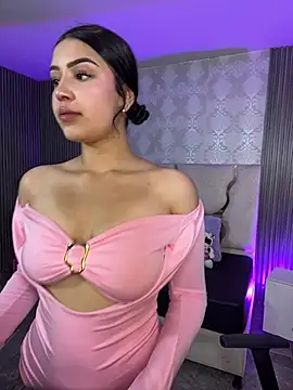 Snapshot of ELA_TAY1 chatting on May 14, 2026, 7:20 pm ELA TAY1 online show from May 14, 2026, 7:20 pm