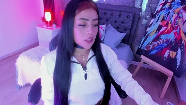 Mallorie Owens online show from May 17, 2026, 12:01 pm