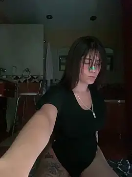 Snapshot of Nathadleche chatting on April 16, 2026, 10:27 am Nathadleche online show from April 16, 2026, 10:27 am