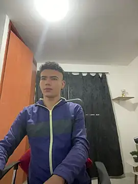 Snapshot of sebascuterouss chatting on July 10, 2026, 11:13 am sebascuterouss online show from July 10, 2026, 11:13 am