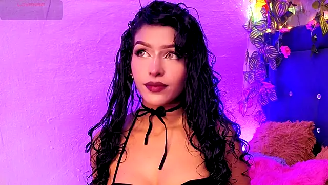 Alisse Storm online show from May 14, 2026, 3:46 am