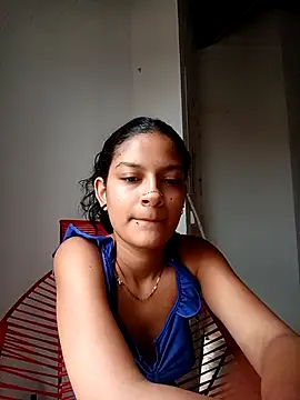 Snapshot of Lyra_Siren chatting on April 21, 2026, 11:38 am Lyra Siren online show from April 21, 2026, 11:38 am