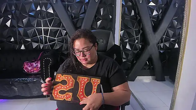 Snapshot of AbbyRogers1 chatting on April 14, 2026, 3:23 am AbbyRogers1 online show from April 14, 2026, 3:23 am